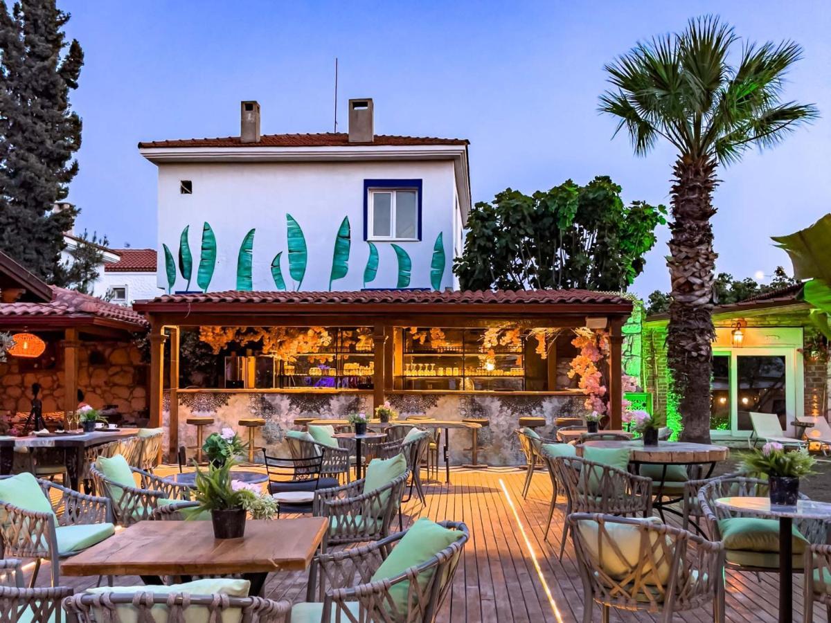 Woodtown Alaçatı Çeşme